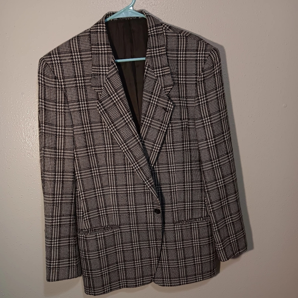 Giorgio Armani sport coat Blazer Olive plaid  ,Large pre-owned